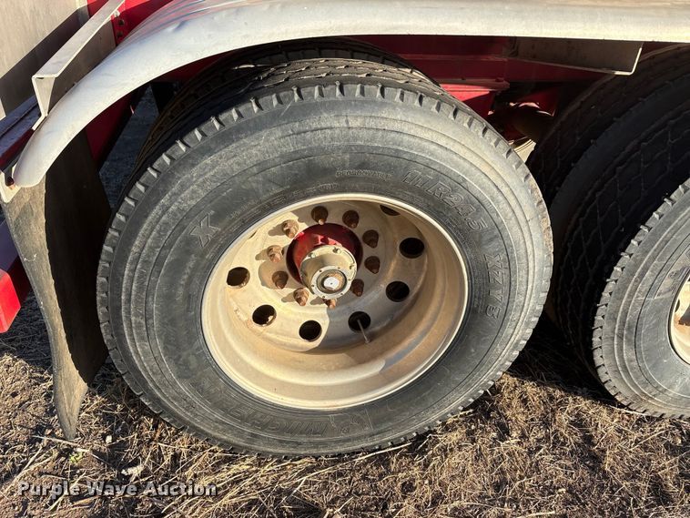 image for item EU0405 2012 Troxell Company tank trailer