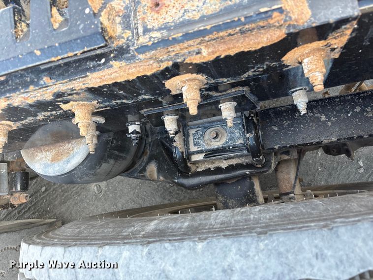 image for item EU4962 2016 Peterbilt 389 semi truck