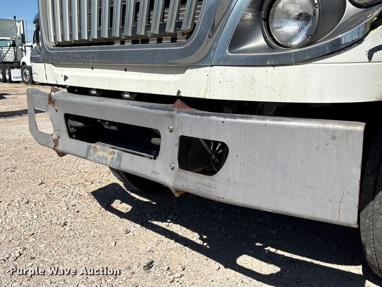 image for item EU7444 2015 International 7600 dump flatbed truck