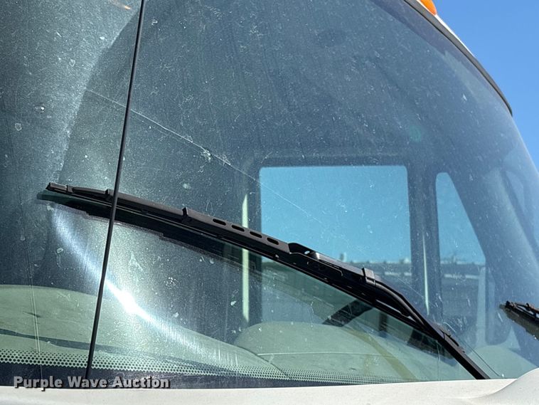 image for item EU7444 2015 International 7600 dump flatbed truck