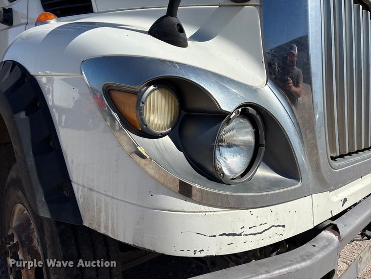 image for item EU7444 2015 International 7600 dump flatbed truck