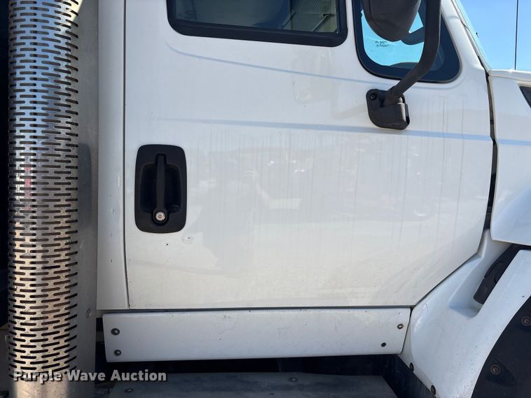 image for item EU7444 2015 International 7600 dump flatbed truck