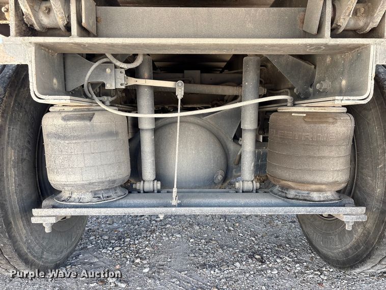 image for item EU7444 2015 International 7600 dump flatbed truck