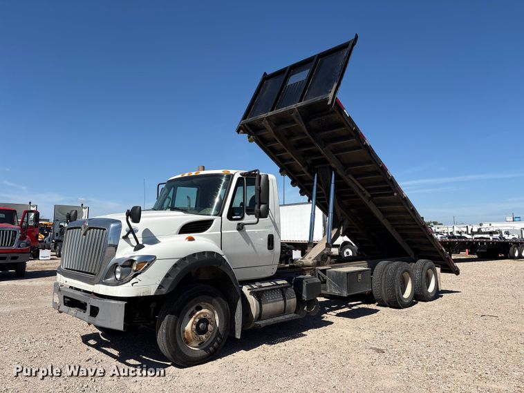 image for item EU7444 2015 International 7600 dump flatbed truck