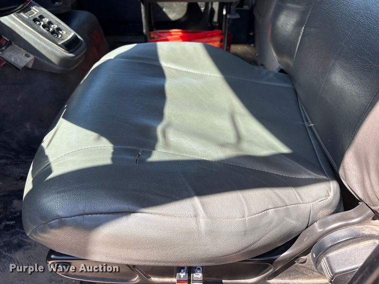 image for item EU7444 2015 International 7600 dump flatbed truck