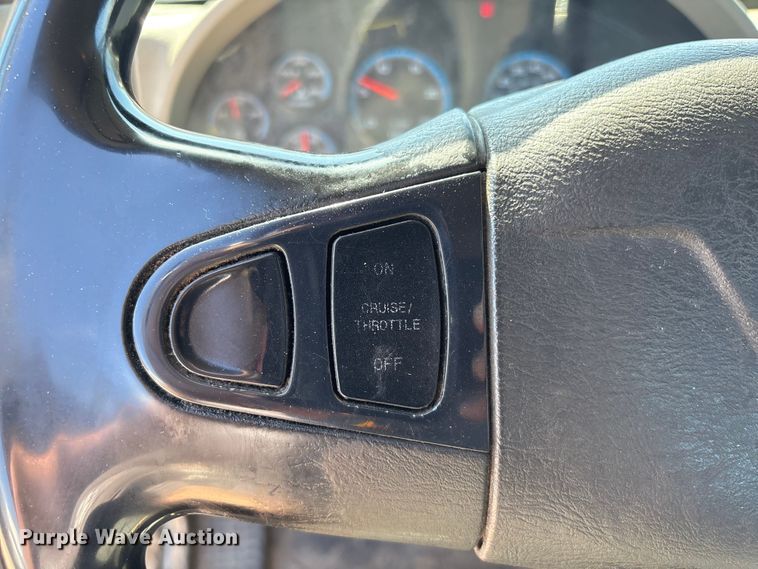 image for item EU7444 2015 International 7600 dump flatbed truck