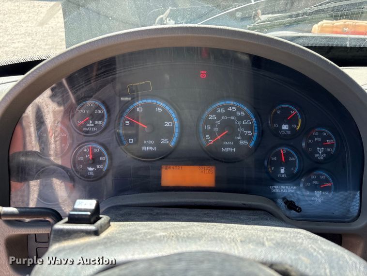 image for item EU7444 2015 International 7600 dump flatbed truck