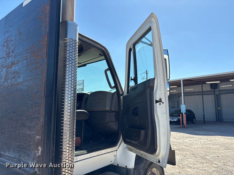 image for item EU7444 2015 International 7600 dump flatbed truck