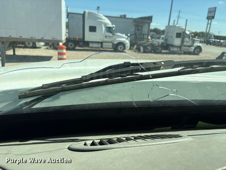 image for item EU7444 2015 International 7600 dump flatbed truck