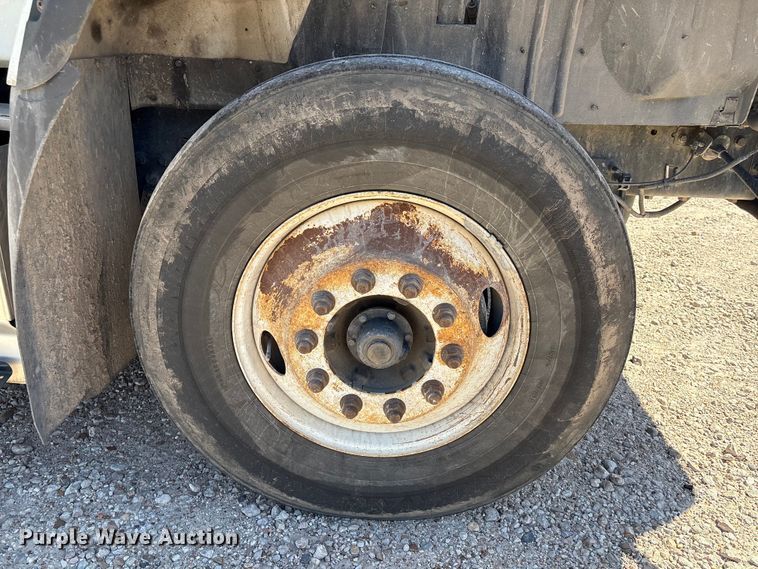 image for item EU7444 2015 International 7600 dump flatbed truck