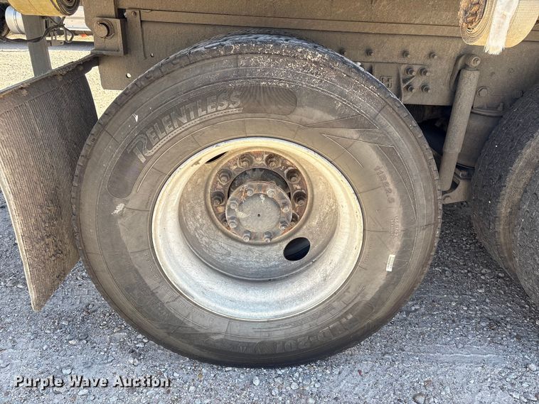 image for item EU7444 2015 International 7600 dump flatbed truck