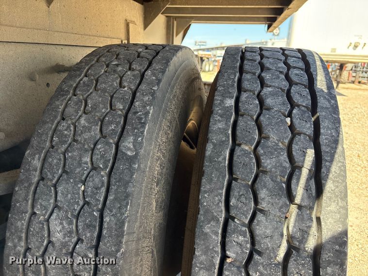 image for item EU7444 2015 International 7600 dump flatbed truck