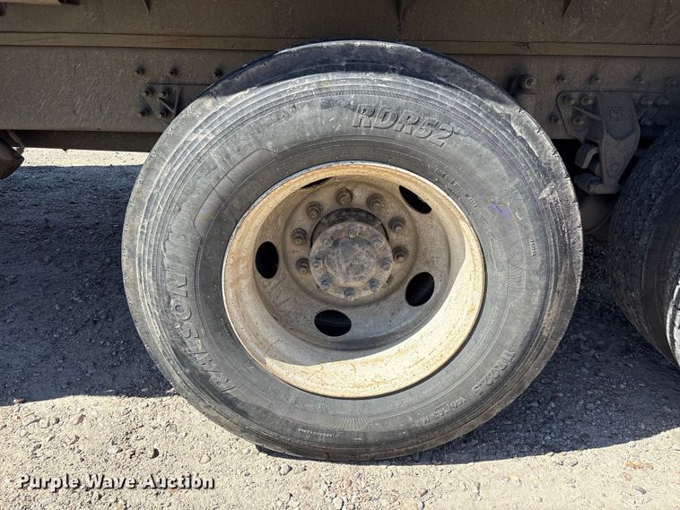 image for item EU7444 2015 International 7600 dump flatbed truck