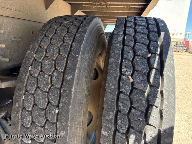 image for item EU7444 2015 International 7600 dump flatbed truck