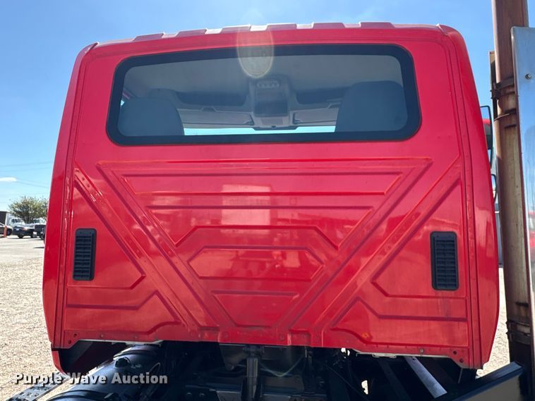 image for item EU7445 2016 International 7600 truck cab and chassis