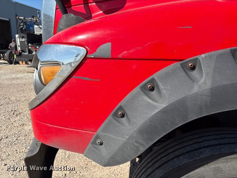 image for item EU7446 2015 International 7600 truck cab and chassis