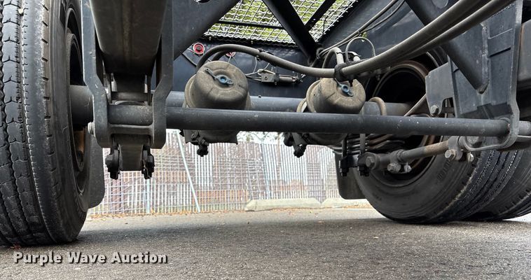 image for item EU8534 2018 CIMC SZJ9347TJZ54 container trailer