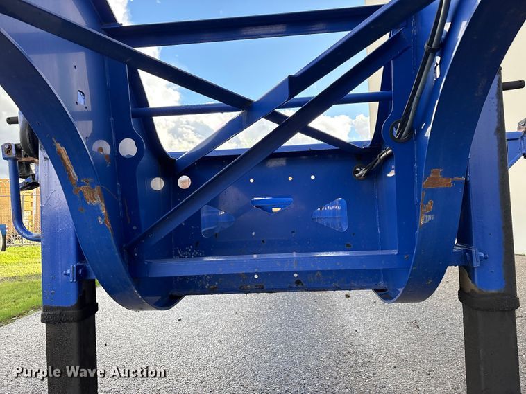 image for item EU8536 2013 Reinke container trailer