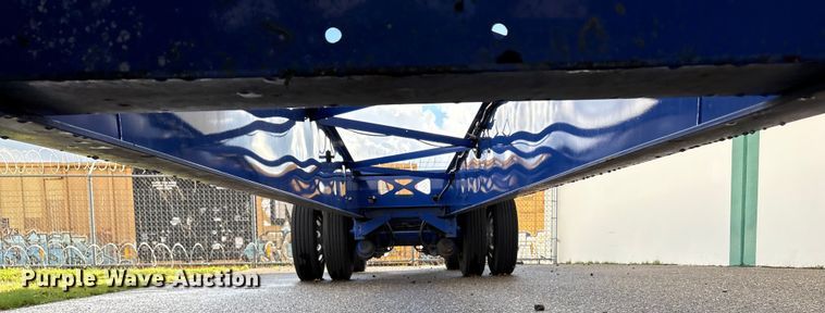 image for item EU8536 2013 Reinke container trailer