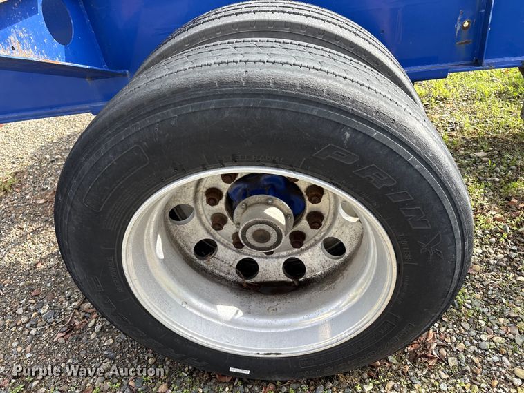 image for item EU8543 2013 Reinke container trailer