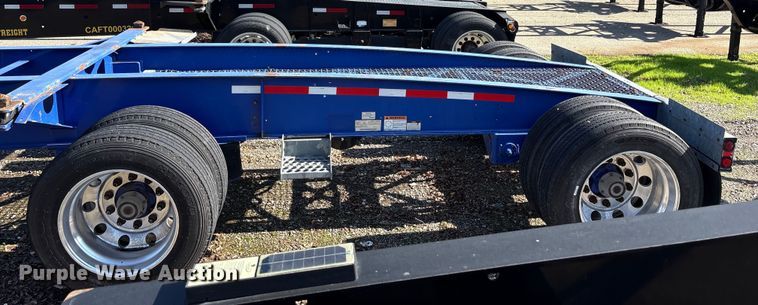 image for item EU8552 2013 Reinke container trailer