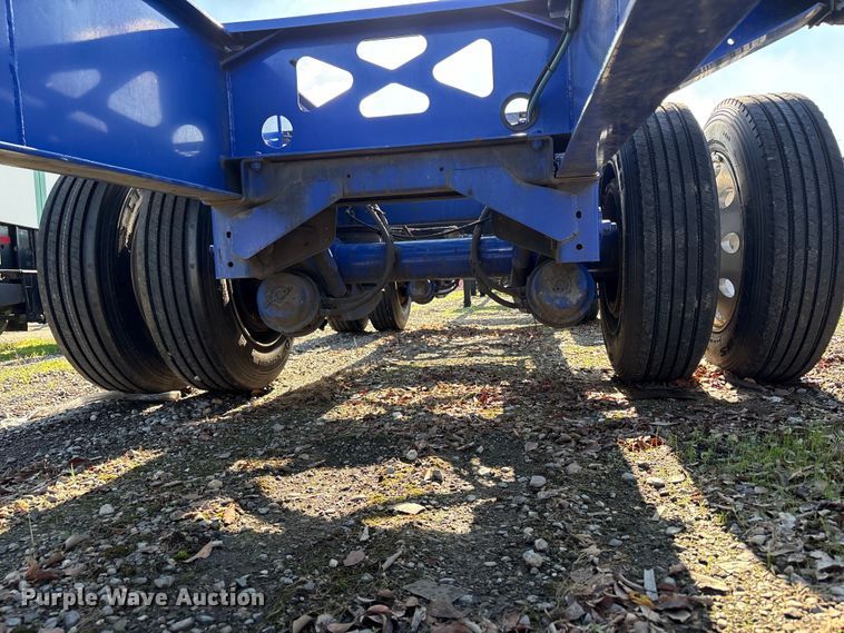 image for item EU8552 2013 Reinke container trailer