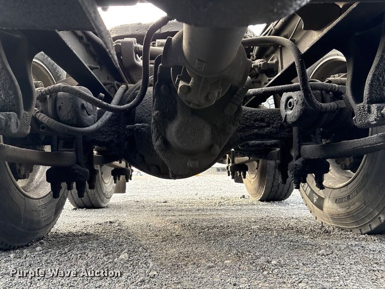 image for item EU8598 2018 International LF687 semi truck