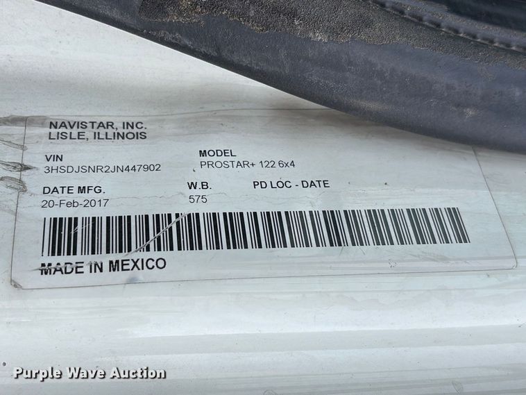 image for item EU8598 2018 International LF687 semi truck