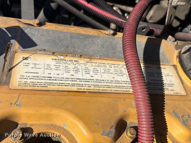 image for item EV2839 2004 Freightliner M2 flatbed truck