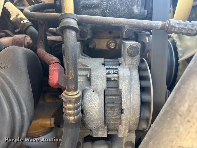 image for item EV2839 2004 Freightliner M2 flatbed truck