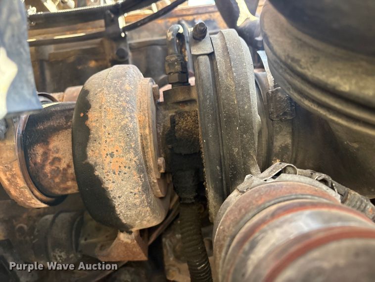 image for item EV2839 2004 Freightliner M2 flatbed truck