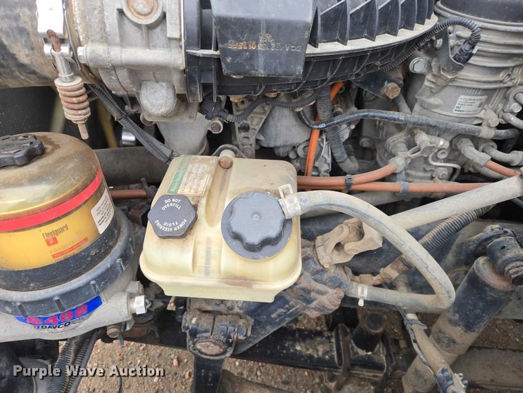 image for item EV5554 2016 Freightliner Cascadia semi truck