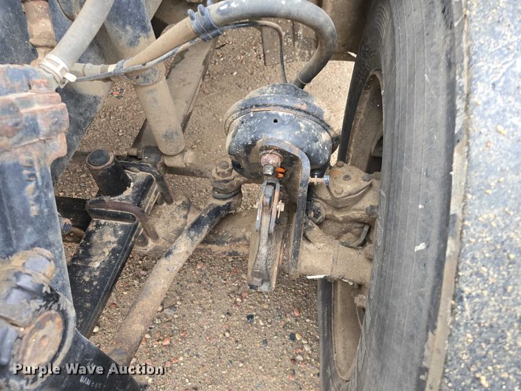 image for item EV5554 2016 Freightliner Cascadia semi truck