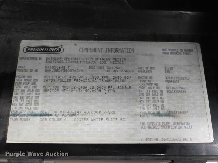 image for item EV5554 2016 Freightliner Cascadia semi truck