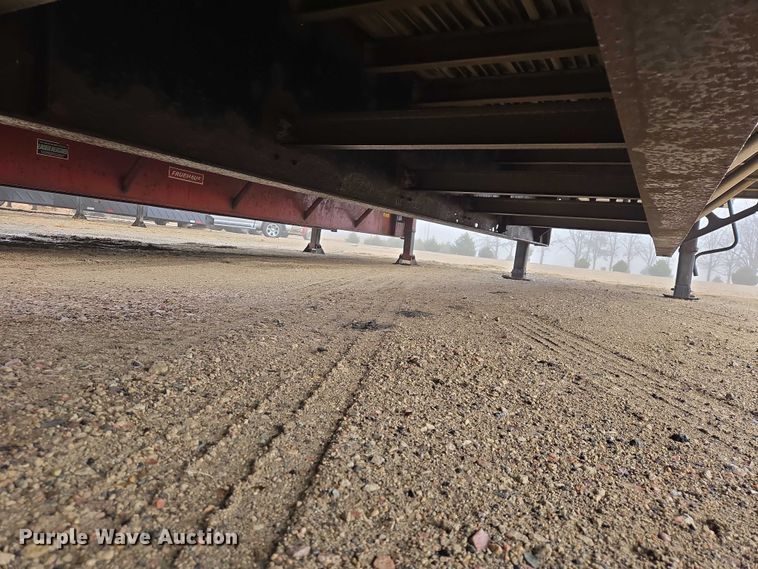 image for item EV5558 2004 Wilson CFD-900 drop deck trailer