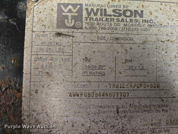 image for item EV5558 2004 Wilson CFD-900 drop deck trailer