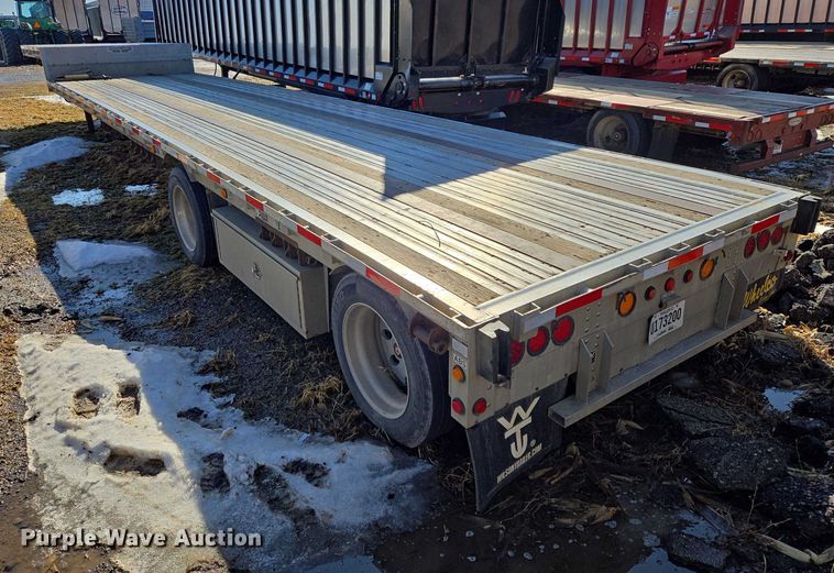 image for item EV5568 2006 Wilson CFD-900 drop deck trailer