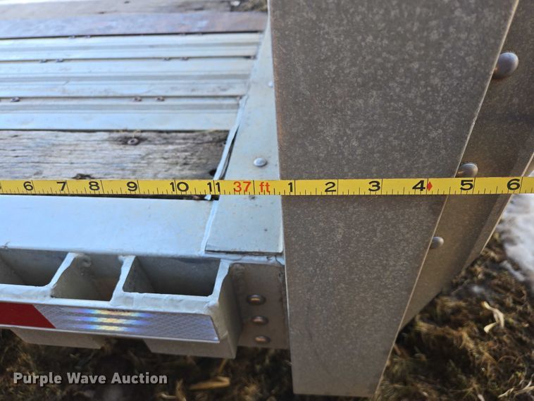 image for item EV5568 2006 Wilson CFD-900 drop deck trailer