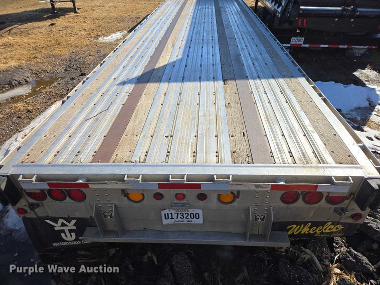 image for item EV5568 2006 Wilson CFD-900 drop deck trailer