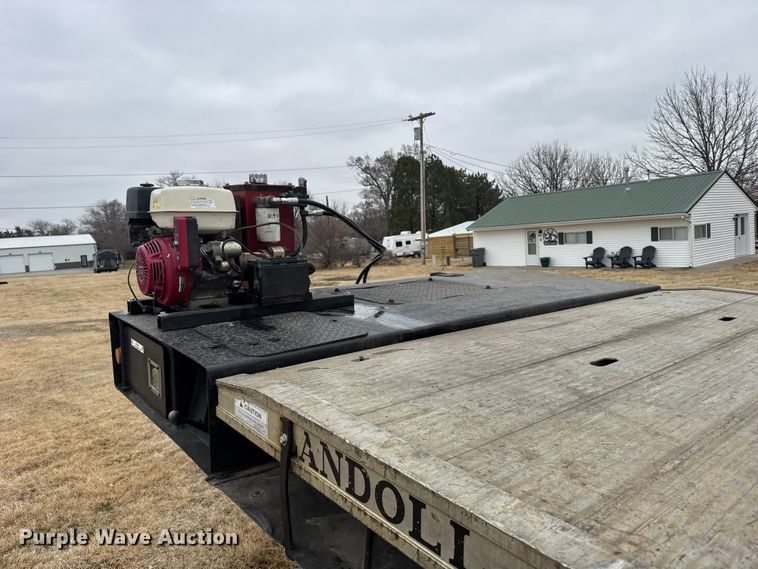 image for item FB0931 2006 Landoll 825 lowboy equipment trailer