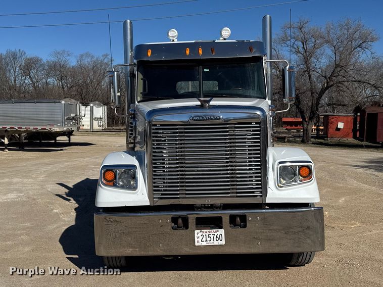 image for item FB0933 2012 Freightliner Coronado semi truck