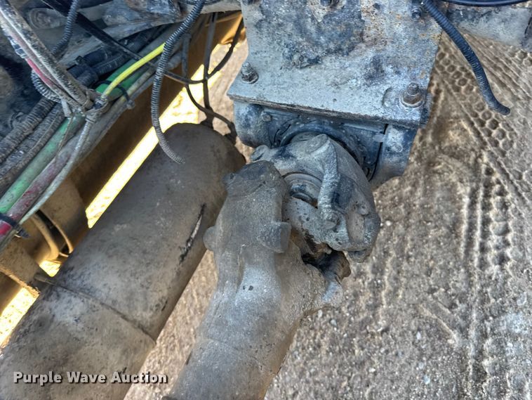 image for item FB0933 2012 Freightliner Coronado semi truck