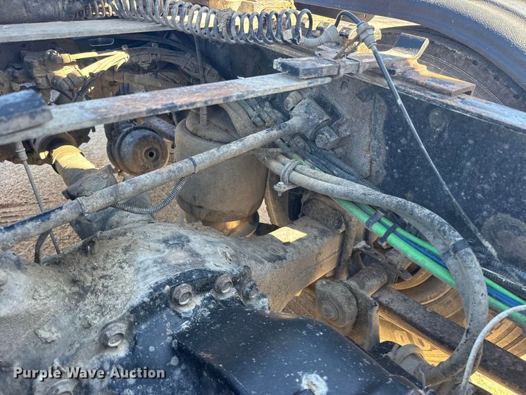 image for item FB0933 2012 Freightliner Coronado semi truck