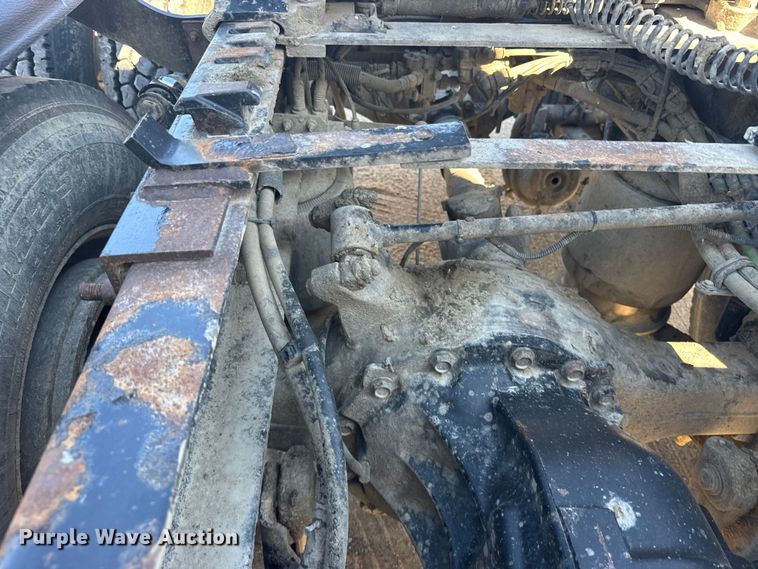 image for item FB0933 2012 Freightliner Coronado semi truck