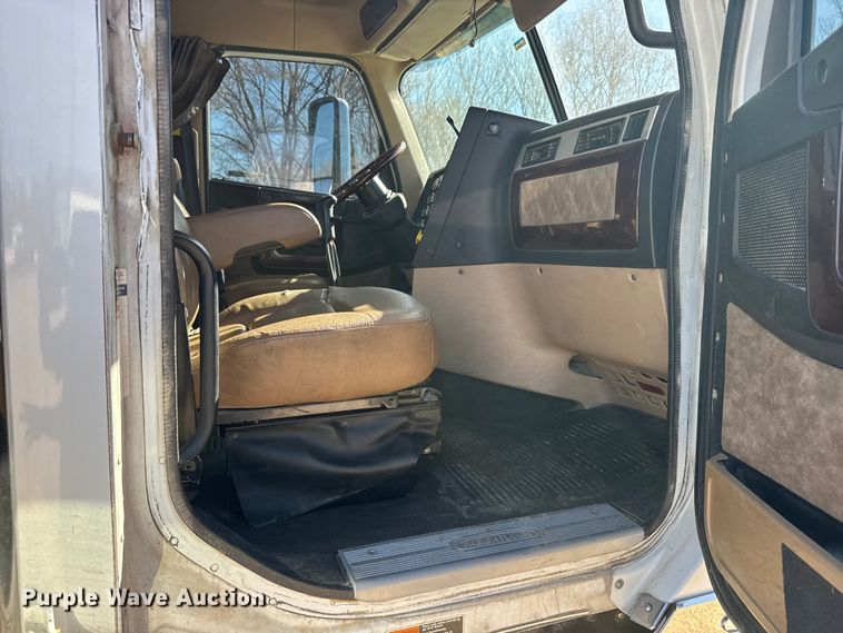 image for item FB0933 2012 Freightliner Coronado semi truck