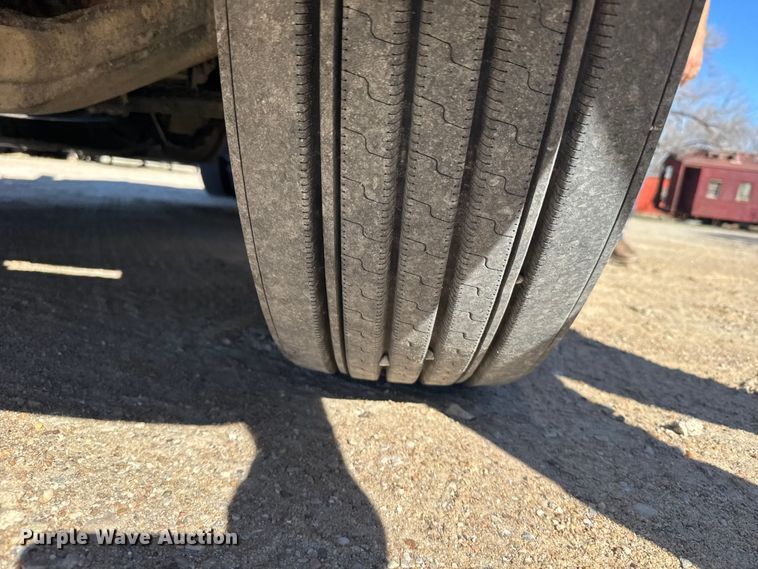 image for item FB0933 2012 Freightliner Coronado semi truck