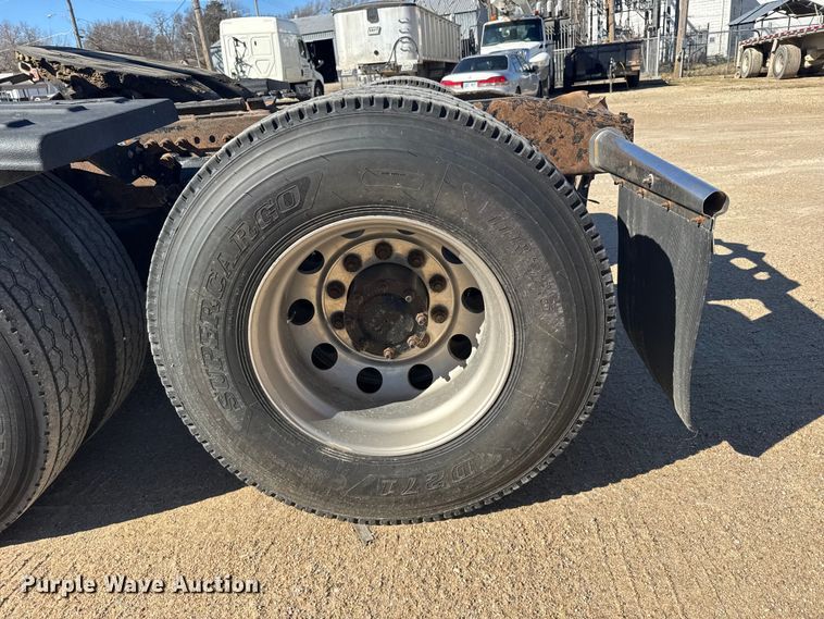 image for item FB0933 2012 Freightliner Coronado semi truck