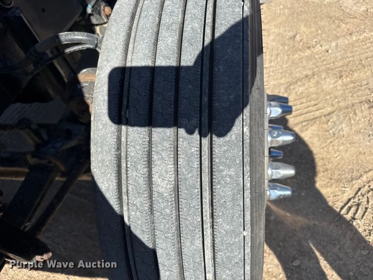 image for item FB0933 2012 Freightliner Coronado semi truck