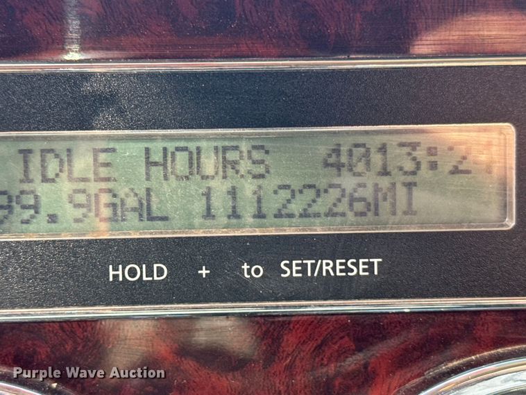 image for item FB0933 2012 Freightliner Coronado semi truck