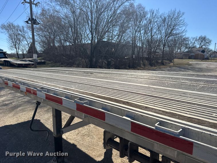 image for item FB0934 2008 Reitnouer Inc Maximizer flatbed trailer